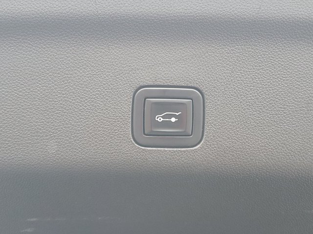 Used 2021 GMC Yukon AT4 w/ AT4 Premium Package AWD/4WD image 40