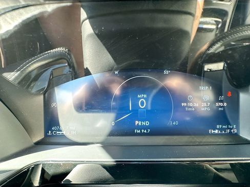 Used 2023 Lincoln Corsair AWD image 16