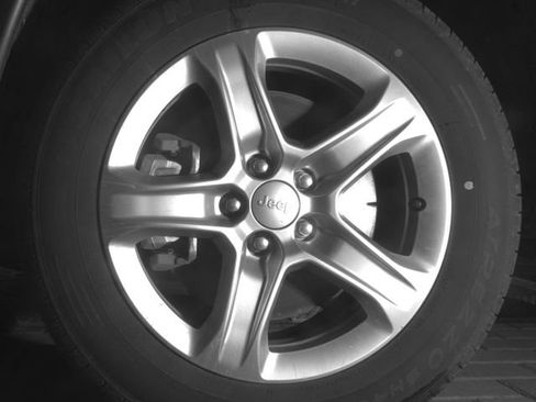 Used 2024 Jeep Compass Latitude AWD/4WD image 9