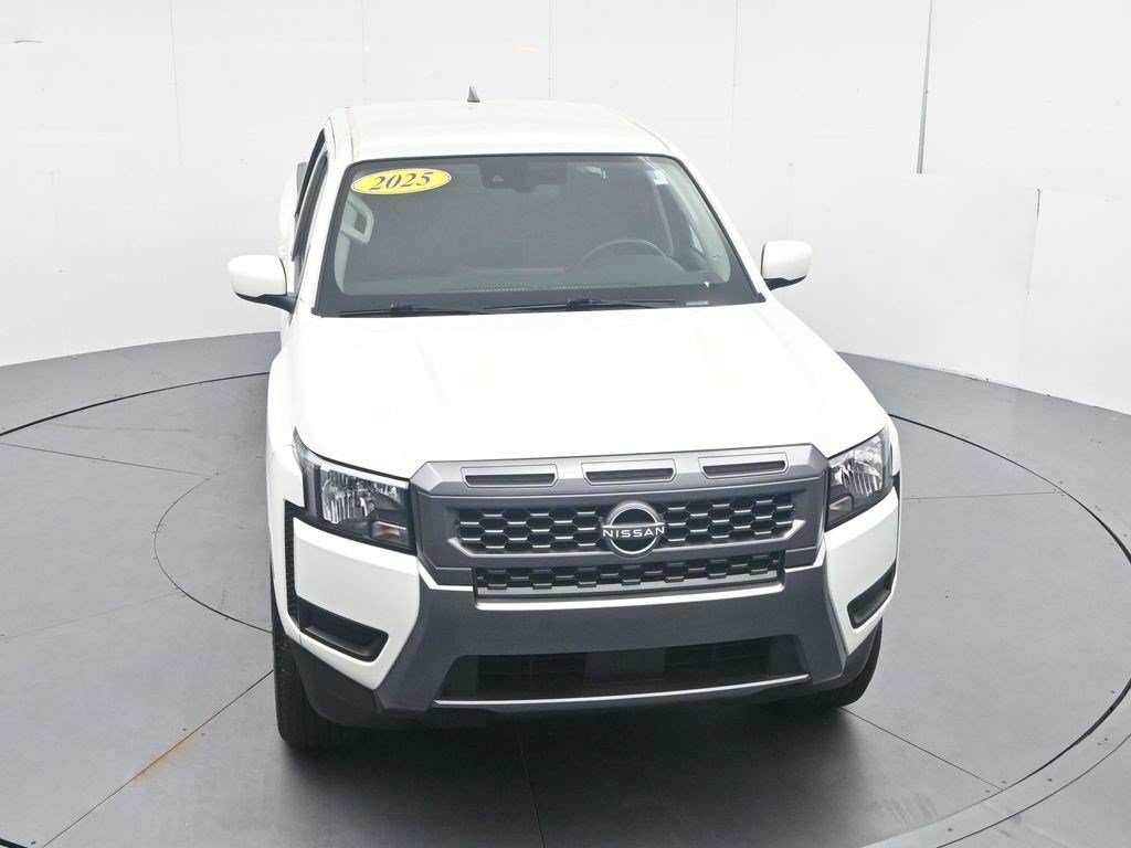 Used 2025 Nissan Frontier SV RWD image 32