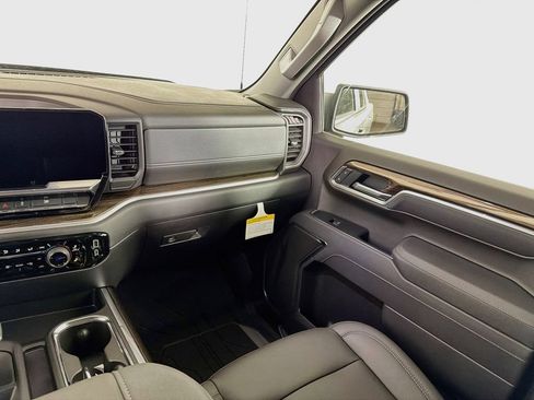 New 2026 Chevrolet Silverado 1500 LT w/ Leather Package AWD/4WD image 19