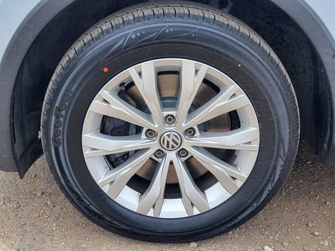 Used 2018 Volkswagen Tiguan S FWD image 10