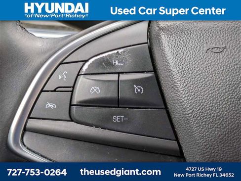 Used 2018 Cadillac XT5 FWD w/ LPO, Wheel Lock Package image 31