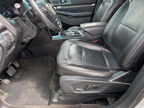 Used 2016 Ford Explorer Limited w/ Equipment Group 301A image 14