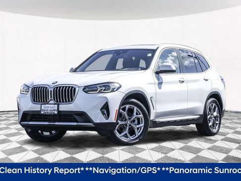 Used 2023 BMW X3 xDrive30i w/ Premium Package image 2