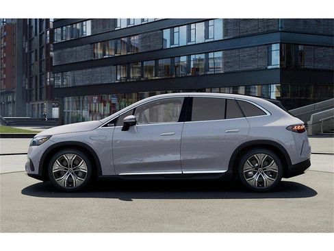 New 2025 Mercedes-Benz EQE 350+ 4MATIC SUV image 34