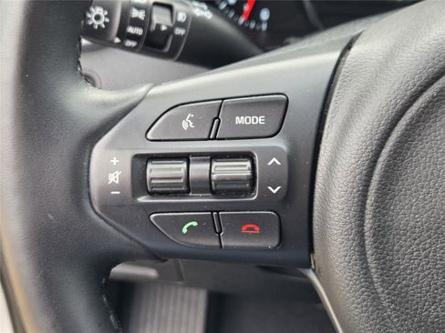 Used 2018 Kia Sorento SX image 24