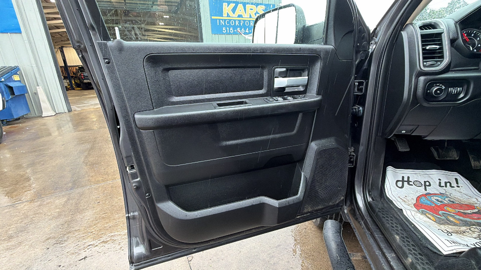 Used 2019 RAM 3500 Tradesman AWD/4WD image 10