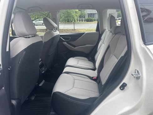 Used 2024 Subaru Forester AWD/4WD image 27