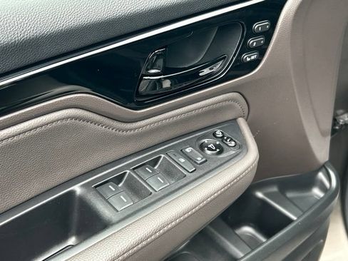 Used 2019 Honda Odyssey Elite image 26
