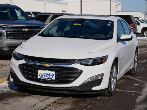 Used 2024 Chevrolet Malibu LT image 3