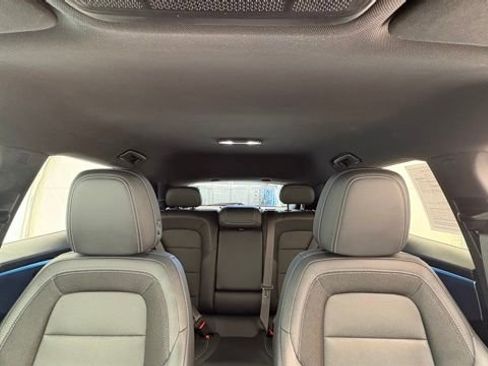 Used 2024 Chevrolet Equinox EV LT FWD image 31