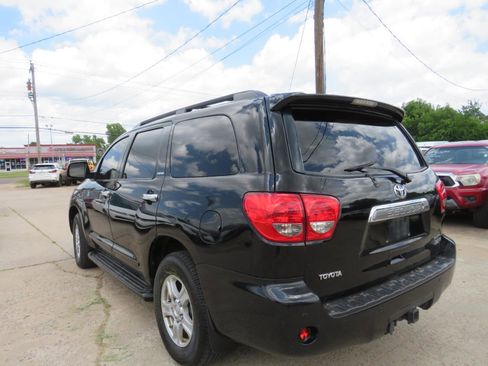 Used 2008 Toyota Sequoia Limited RWD image 7