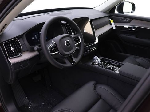New 2026 Volvo XC90 B6 Ultra w/ Protection Package AWD/4WD image 6