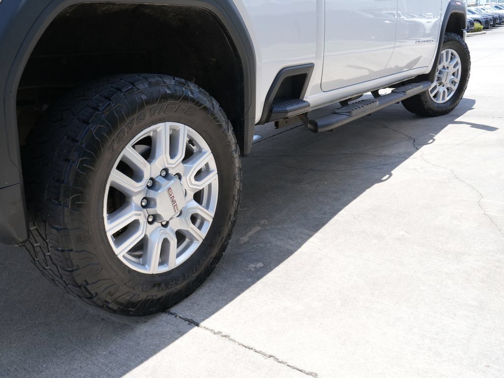Used 2023 GMC Sierra 2500 SLT w/ SLT Convenience Package AWD/4WD image 10