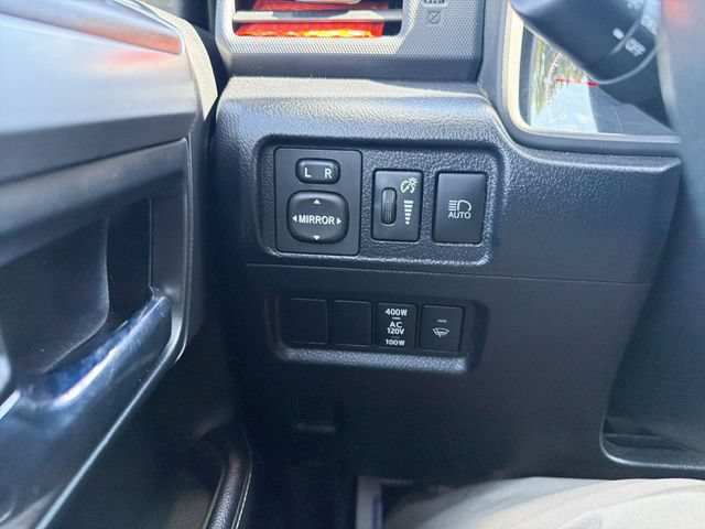 Used 2022 Toyota 4Runner SR5 AWD/4WD image 18