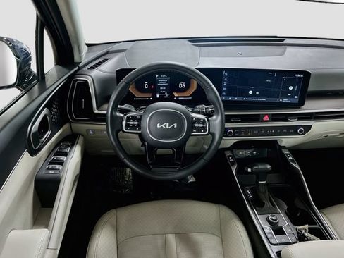 Certified 2024 Kia Sorento S w/ Panoramic Sunroof Package FWD image 23