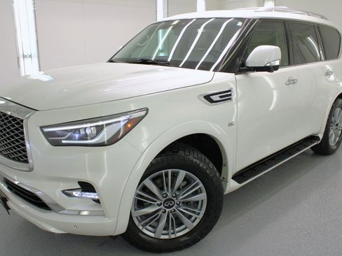 Used 2019 INFINITI QX80 Luxe w/ All-Season Package image 28