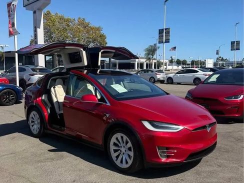Used 2017 Tesla Model X 100D AWD/4WD image 7