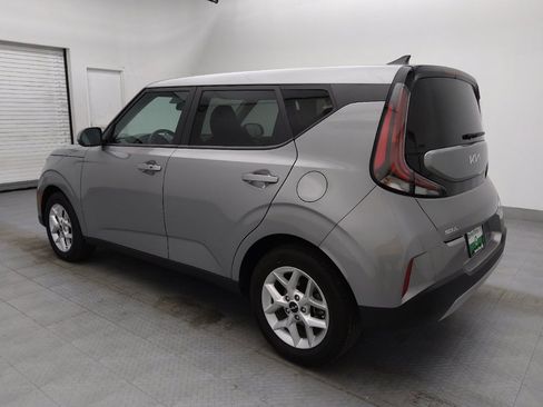Used 2023 Kia Soul S image 3