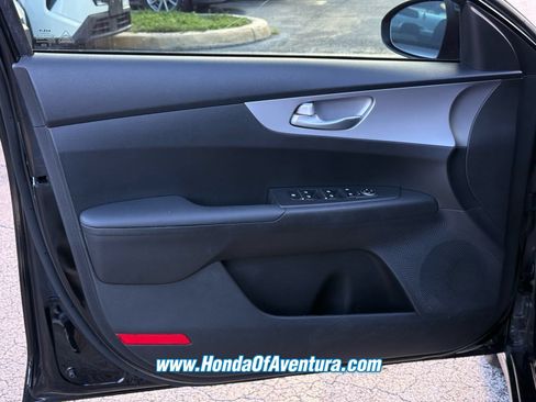 Used 2023 Kia Forte LXS w/ LXS Technology Package FWD image 22