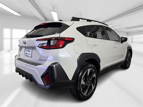 New 2025 Subaru Crosstrek 2.5i Limited w/ Crosstrek Mirror Package image 4