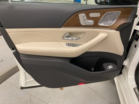 Used 2020 Mercedes-Benz GLE 580 4MATIC image 25