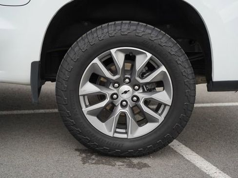 Used 2025 Chevrolet Silverado 1500 LTZ w/ LTZ Premium Package image 45