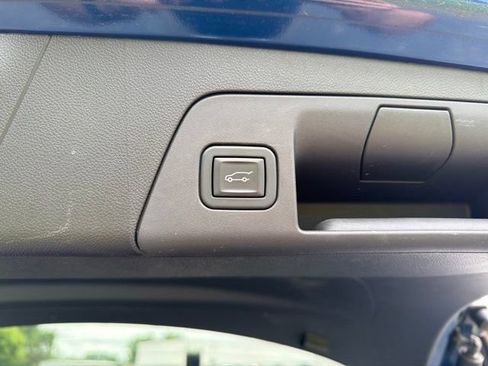 Certified 2023 Buick Envision Essence FWD image 14