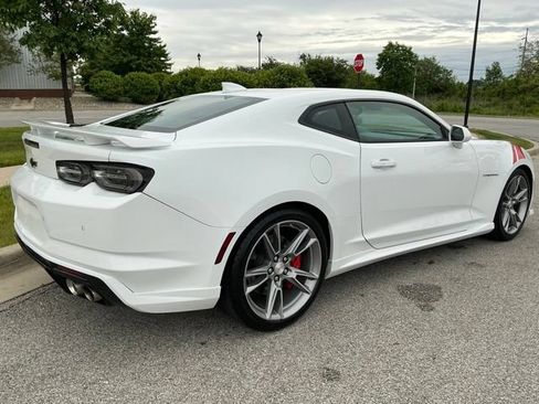Used 2019 Chevrolet Camaro SS w/ LPO, Ground Effects Package RWD image 6