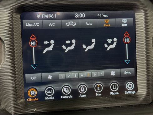 Used 2022 Jeep Gladiator Willys image 36