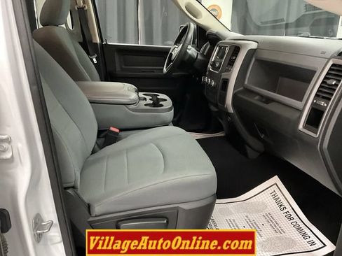 Used 2016 RAM 1500 Express AWD/4WD image 35