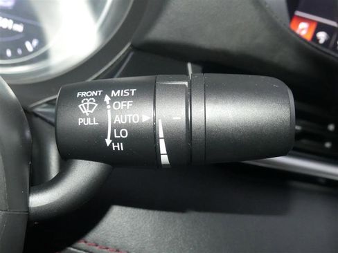 Used 2021 MAZDA MAZDA6 Carbon Edition FWD image 32