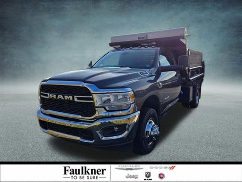 Used 2020 RAM 3500 Tradesman image 1