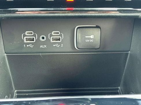 New 2025 Jeep Grand Cherokee Limited image 13