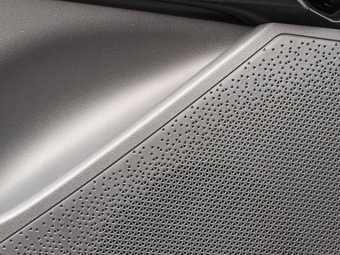Certified 2025 Kia Niro Wind FWD image 25