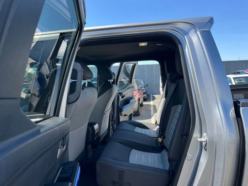 Used 2025 Toyota Tacoma TRD Off-Road image 26