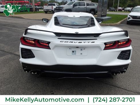 Used 2022 Chevrolet Corvette Stingray Premium Cpe w/ Z51 Performance Package RWD image 6