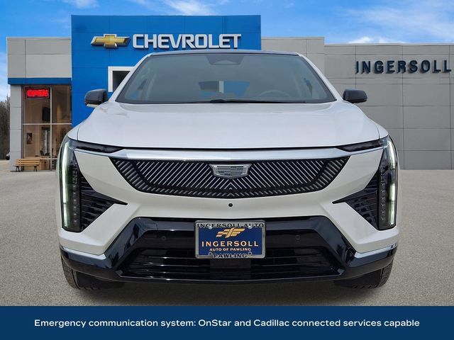 Used 2025 Cadillac Optiq Luxury 2 w/ LPO, Floor Liner Package AWD/4WD image 23
