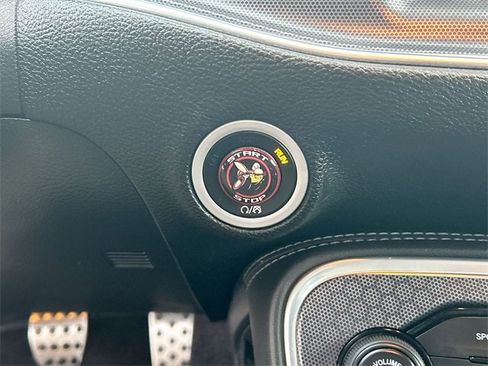 Used 2016 Dodge Challenger R/T Scat Pack image 17