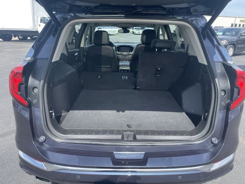 Used 2018 GMC Terrain Denali w/ Comfort Package AWD/4WD image 9