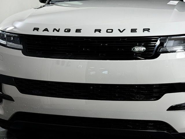New 2026 Land Rover Range Rover Sport SE AWD/4WD image 11