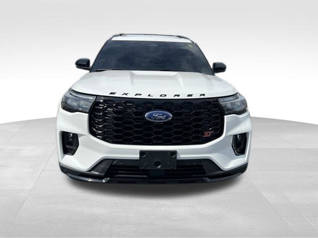 Used 2026 Ford Explorer ST w/ Sun And Sound Package AWD/4WD image 2
