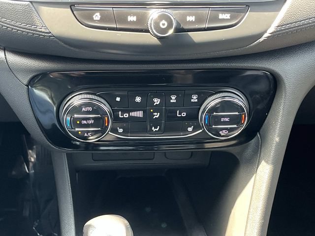 Used 2023 Buick Encore GX Essence w/ Experience Buick Package AWD/4WD image 33