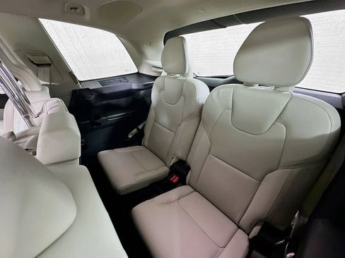 Used 2026 Volvo XC90 B6 Ultra w/ Protection Package AWD/4WD image 4