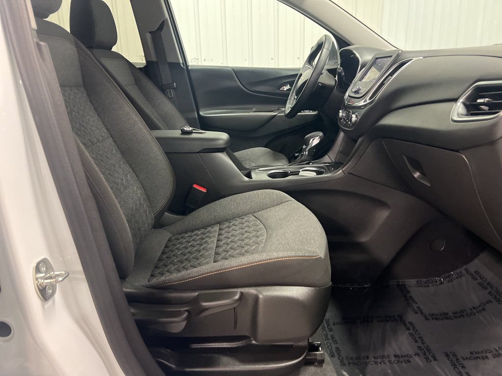 Certified 2023 Chevrolet Equinox LT AWD/4WD image 10