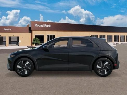 New 2026 Hyundai Ioniq 5 SEL RWD image 3