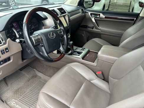 Used 2019 Lexus GX 460 Premium image 12