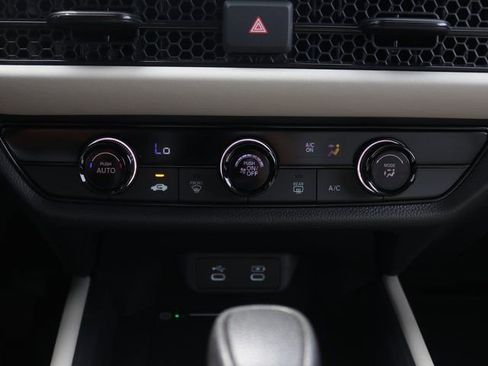 New 2026 Honda HR-V LX image 19