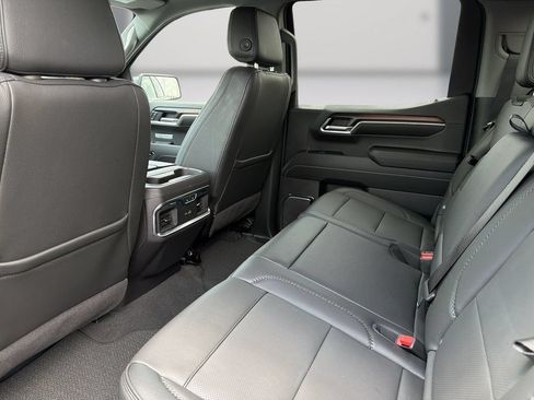 Used 2024 GMC Sierra 1500 Denali w/ Denali Reserve Package AWD/4WD image 15